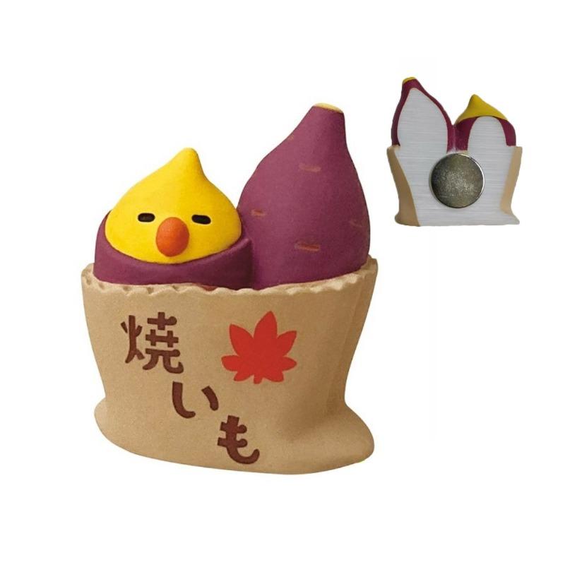 Japanese cat refrigerator sticker, grocery zakka cute bread coffee shop decoration gift miniature resin ornament