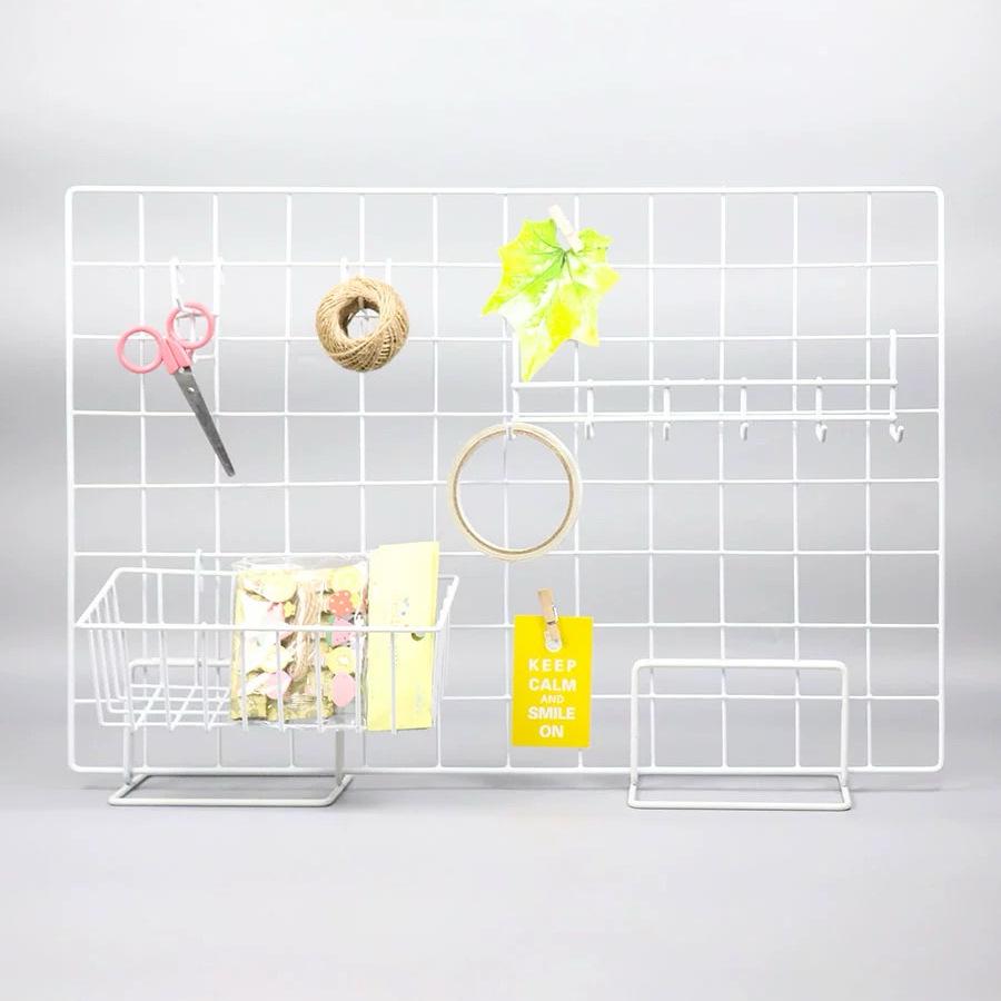 Gitter-Displayständer für Kunstwerke & Schmuck