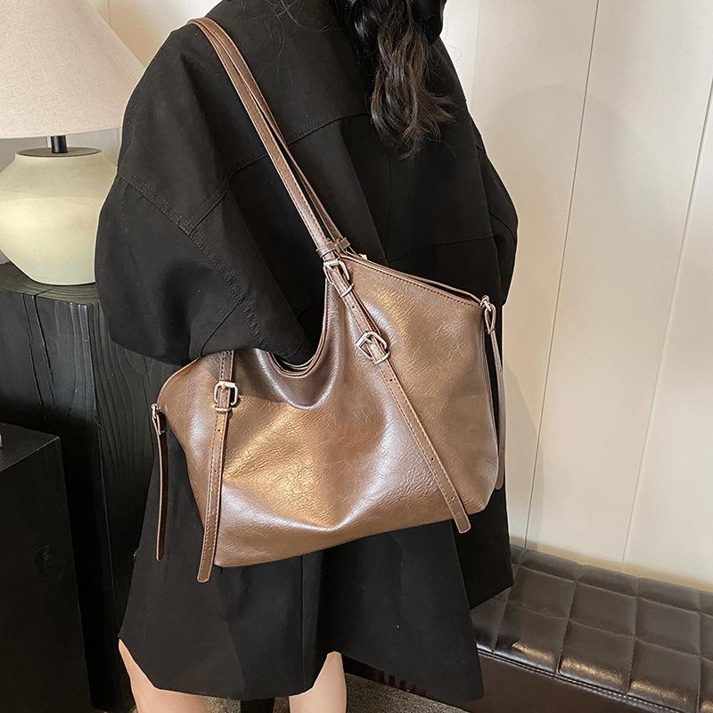 Tooxika New Retro Large Capacity High-end Commuter Bag For Women Simple And Versatile Shoulder Bag