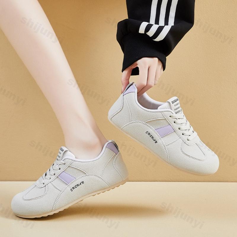 Women's Running Shoes 2026 Autumn New Outdoor Non Slip Fashion Lace Up Sneakers Lightweight Comfortable Soft Sole Casual Flats