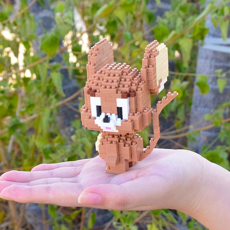 Sevimli Kedi Fare Oyunu Blok Oyuncaklar Mikro Mini Yapı Blokları Anime Figür Karikatür Oyuncaklar Kendin Yap Montaj Tuğlaları Çocuk Hediyeleri