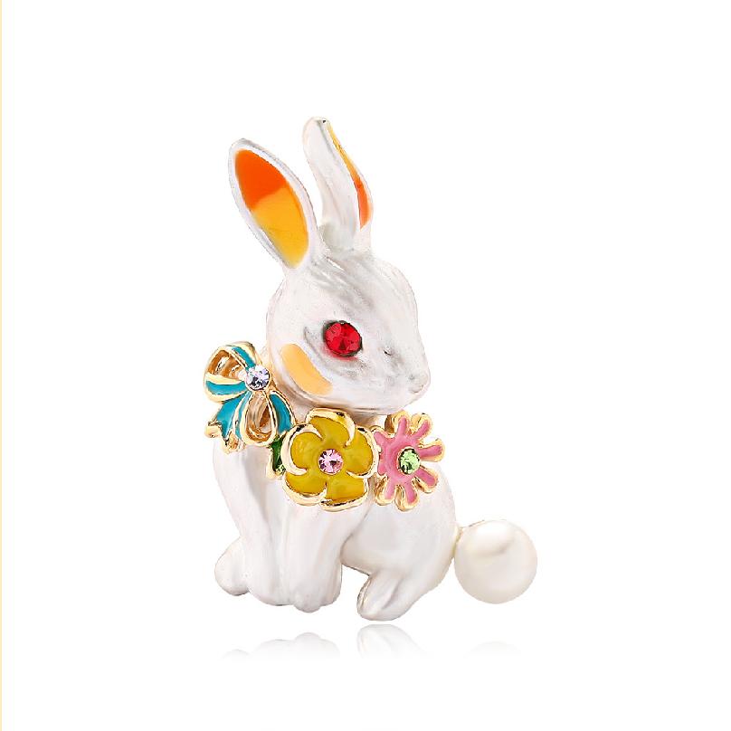 Cute Cartoon Glasses Rabbit Brooch for Women Fashion Lapel Pins Shirt Cardigan Ornament Gifts