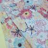 1 Yard Stoff mit Stickerei aus großen Blüten und Pailletten, Netzstoff mit Stickerei aus bunten Perlen für Kinderkleidung, Kleider, Kostüme für Auftritte