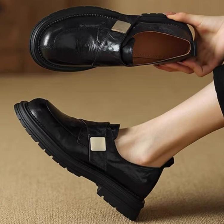 Soft leather buckle platform women's spring and autumn new retro black single shoes round head small leather shoes