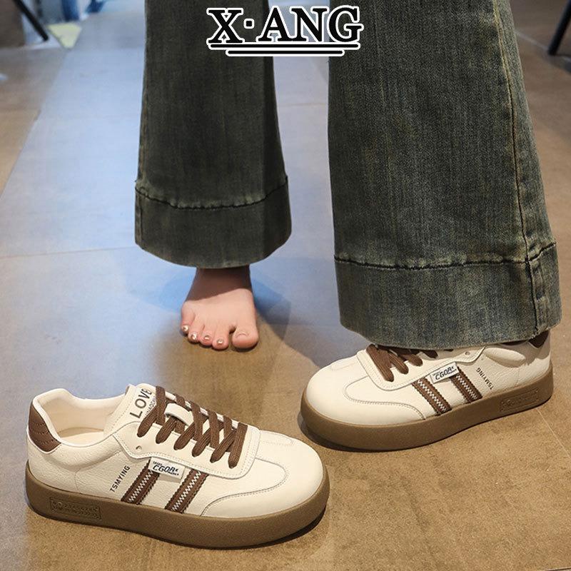 Leather women's flat-bottomed white shoes women's shoes autumn new versatile casual sports shoes single shoes