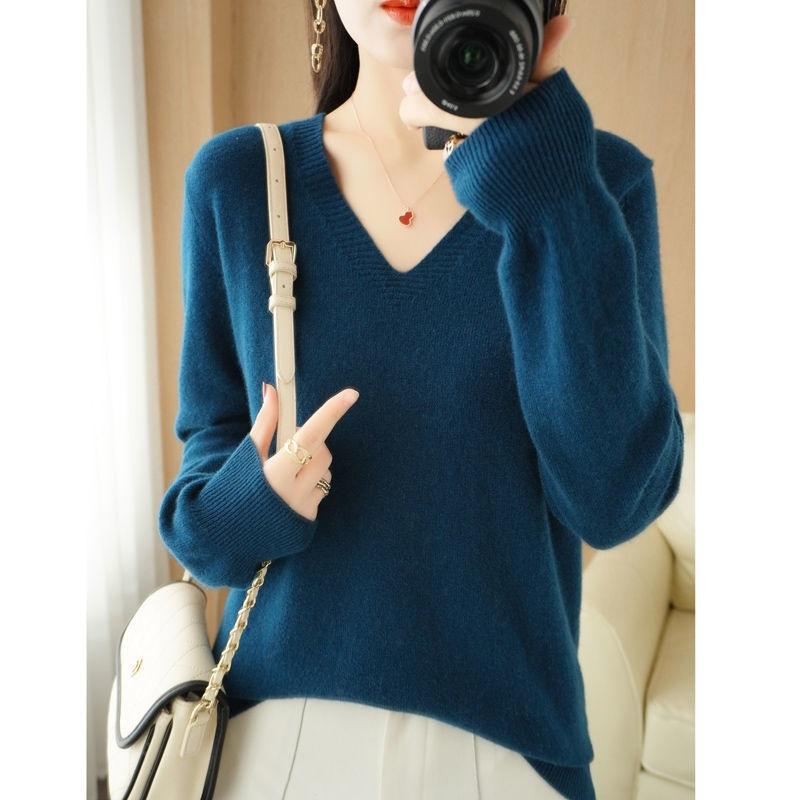 Women's Autumn And Winter Long Sleeved Knitted Top Base Shirt
