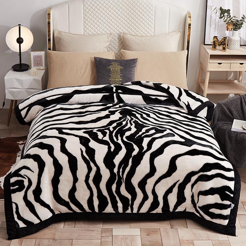 Winter Raschel Double-Layer Coral Fleece Blanket - Super Soft Wedding Gift