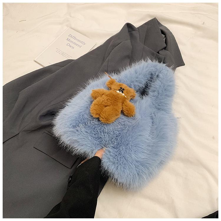 Korean Version of Fashion Plush Bag Women's Shoulder Bag 2025 Autumn and Winter New Hand Carry Plush Bag Cute Bear Bag