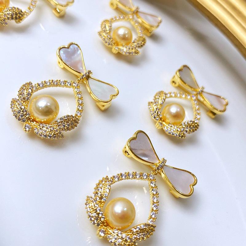 Mother-of-pearl shell bow flower basket zircon brooch pin pearl beeswax jade chest