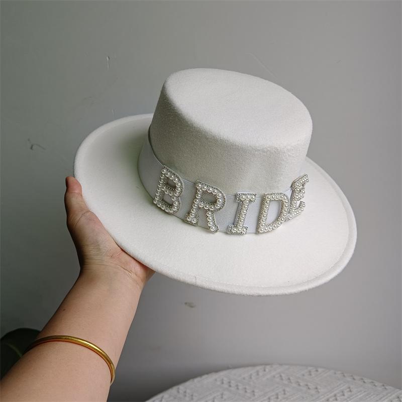 Bridal Malan Flower Style Cowboy Hat All Kinds of Hats for All Seasons Summer Beach Hat Elegant Cowboy Hat Pearl Accessories