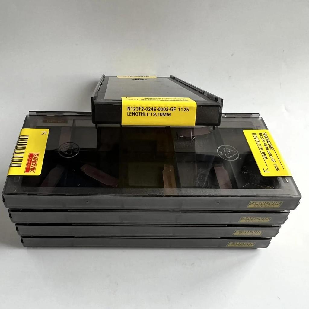 Original Sandvik / N123F2-0246-0003-GF 1125 / CNC lathe carbide blade 10 PCS