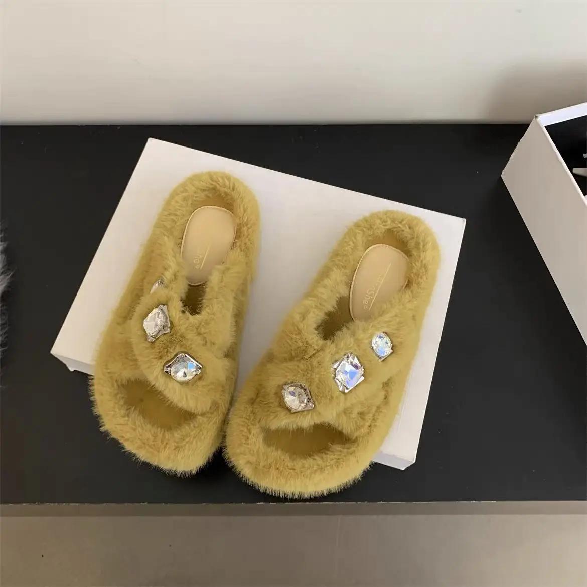 

Обувь Женские тапочки Шлепанцы Желейные шлепанцы Меховые шлепанцы Модная платформа 2024 Блестящие плюшевые Роскошные блестящие шлепанцы с кристаллами 35 жёлтый
