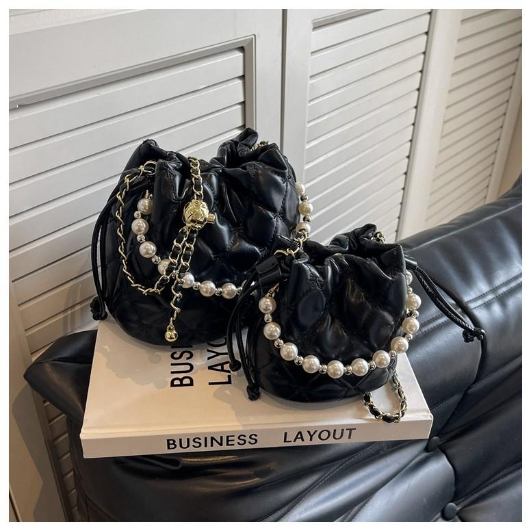 IELGY Summer Diamond Embroidered Bucket Bag All-Match Chain Crossbody Bag