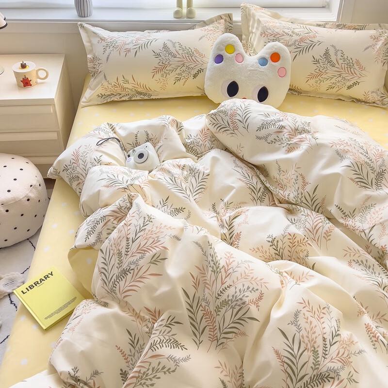 LISM Cartoon 4-Piece Student Bedding Set