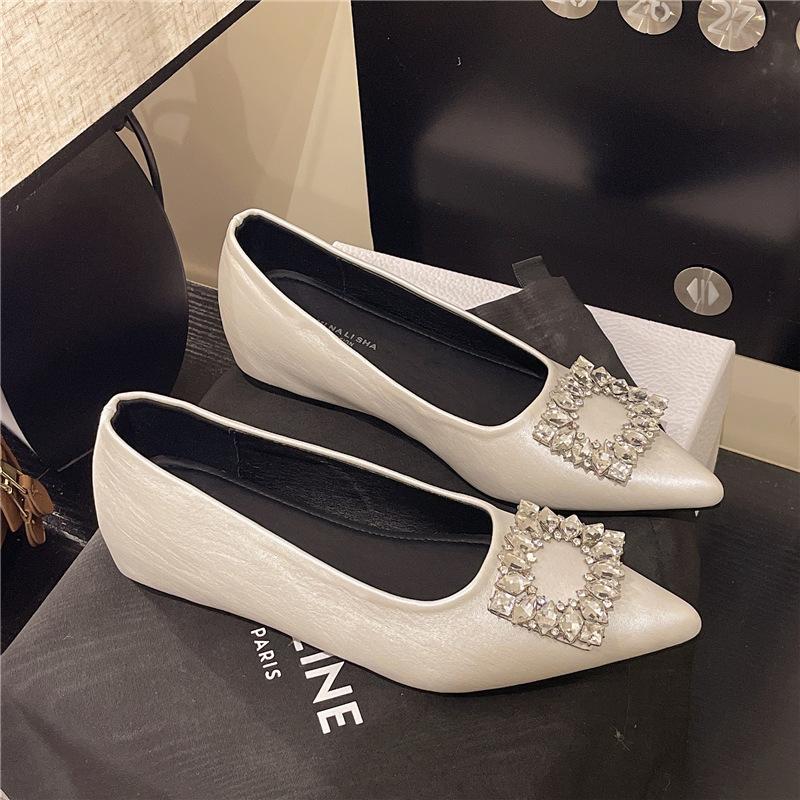 One-pedal women's shoes 2025 spring new French versatile rhinestone temperament Mary Jane shoes thick heel shallow mouth large size single shoes