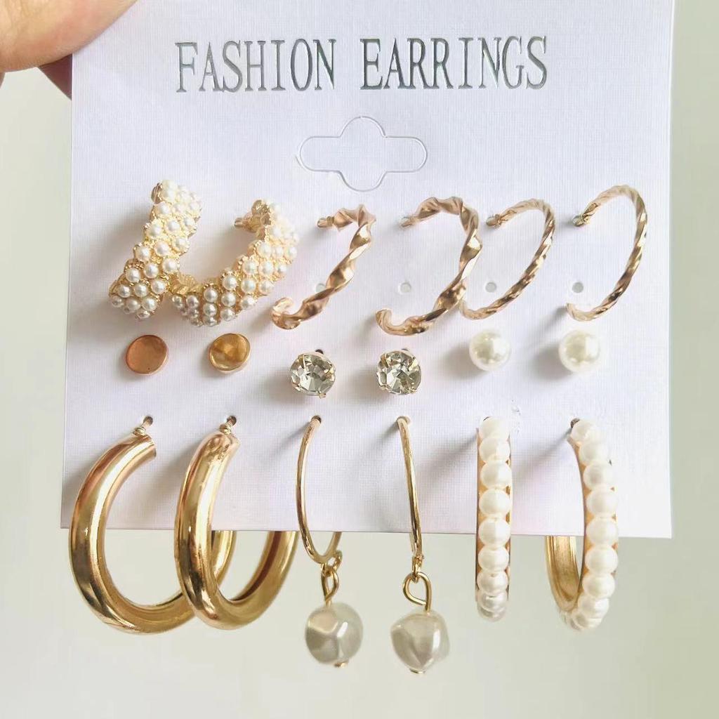 Creative Retro French Gold Pearl-Inlaid Earrings Set for Ladies