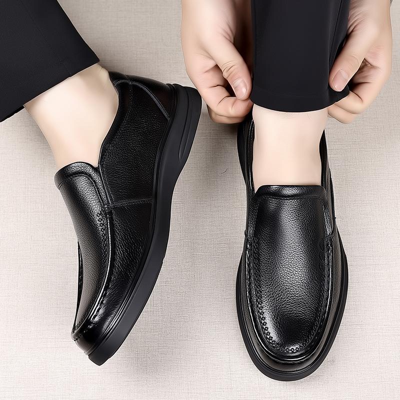 Fashion Handmade Men Flats Travel Loafers Comfy Male Moccasins Fashion Designer Slip On Boat Shoes New Genuine Leather Mens Casual Shoes