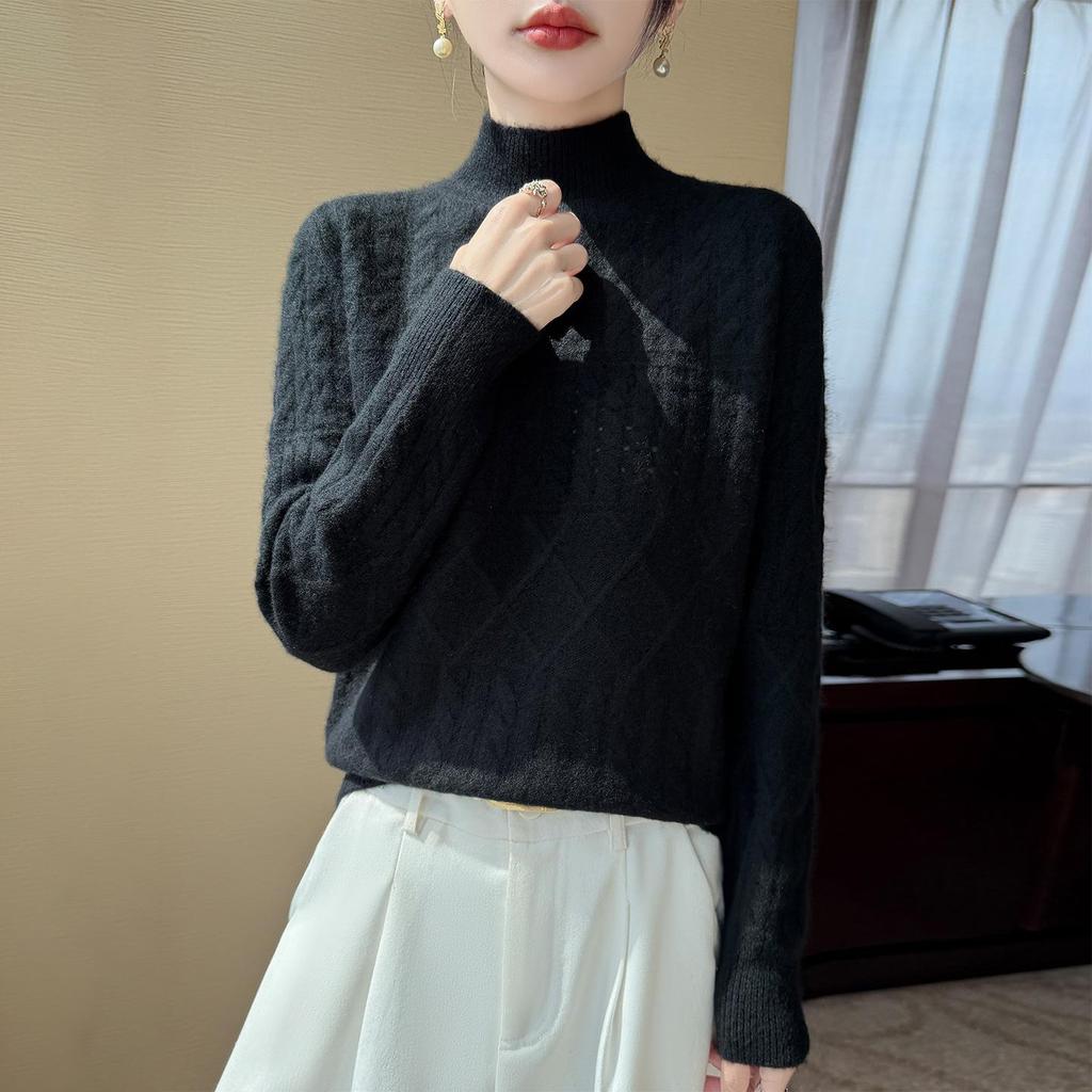 2026 Autumn/Winter Women's Pure Wool Thick Cable Knit Sweater with Half-High Collar and Long Sleeves
