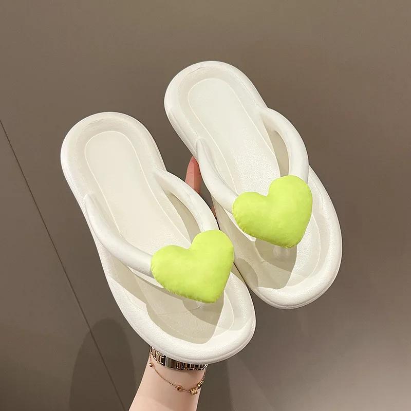 Fashion Rainbow Color Flip Flops Women Outwear 2025 Summer New Heart Beach Soft Sole Slippers Indoor Paltform EVA Home Wear Women Shoes