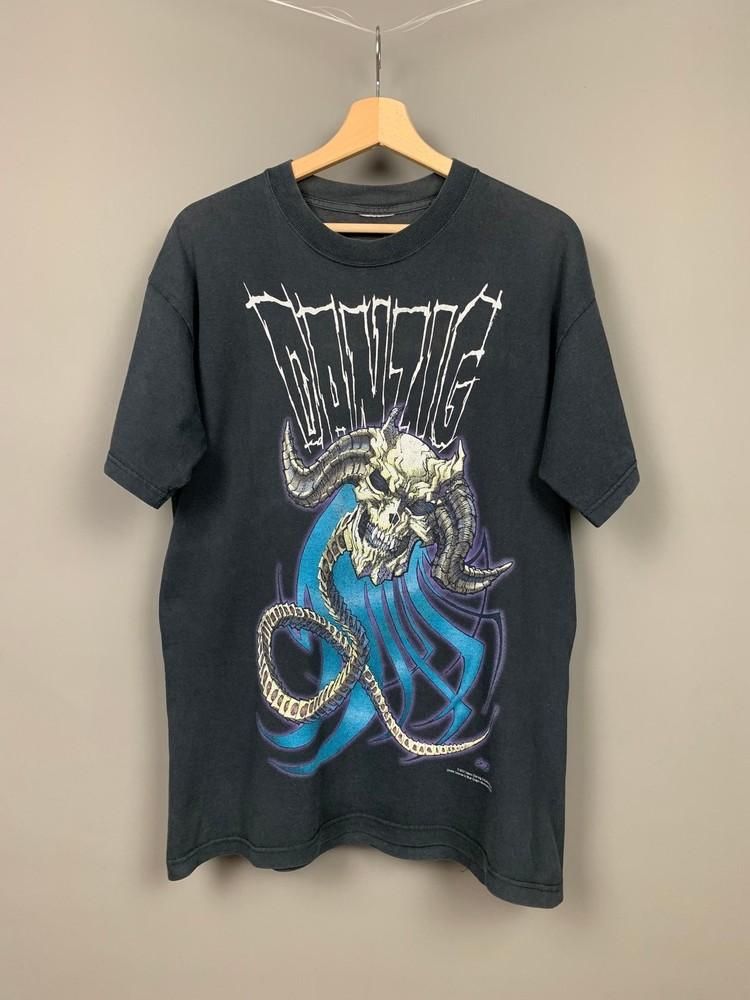 Vtg Danzig Circle of Snakes Vintage 2005 Classic Style Tshirt Reprint KH10542 M
