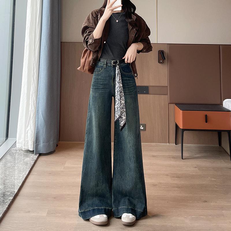 

Black-Gray Flocked High-Waisted Wide-Leg Jeans for Women - Autumn/Winter Stretch Flare Pants Retro Blue Cropped with Belt