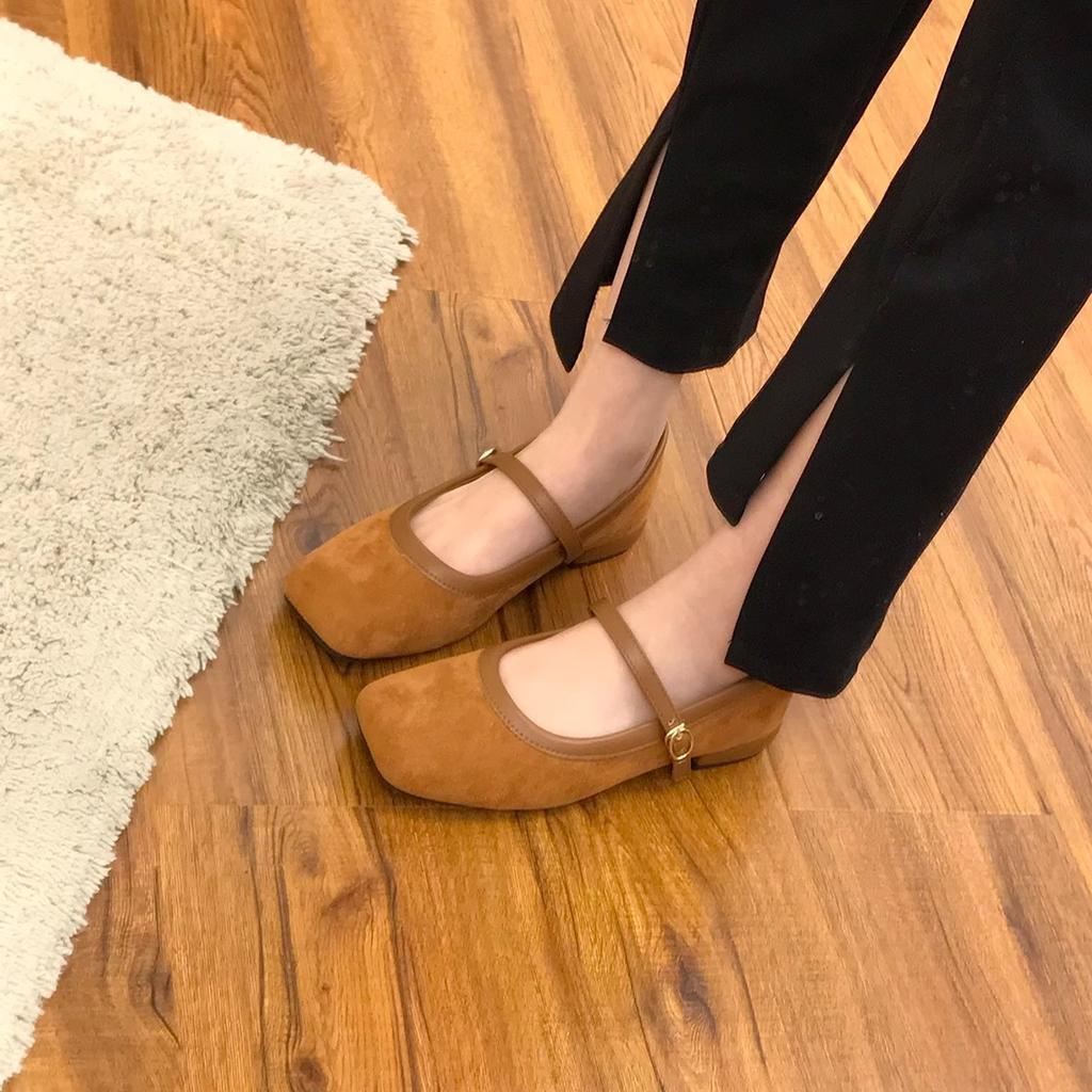 Fairy wind square head suede middle heel grandma shoes girl 2025 new retro soft leather Mary Jane thick heel single shoes
