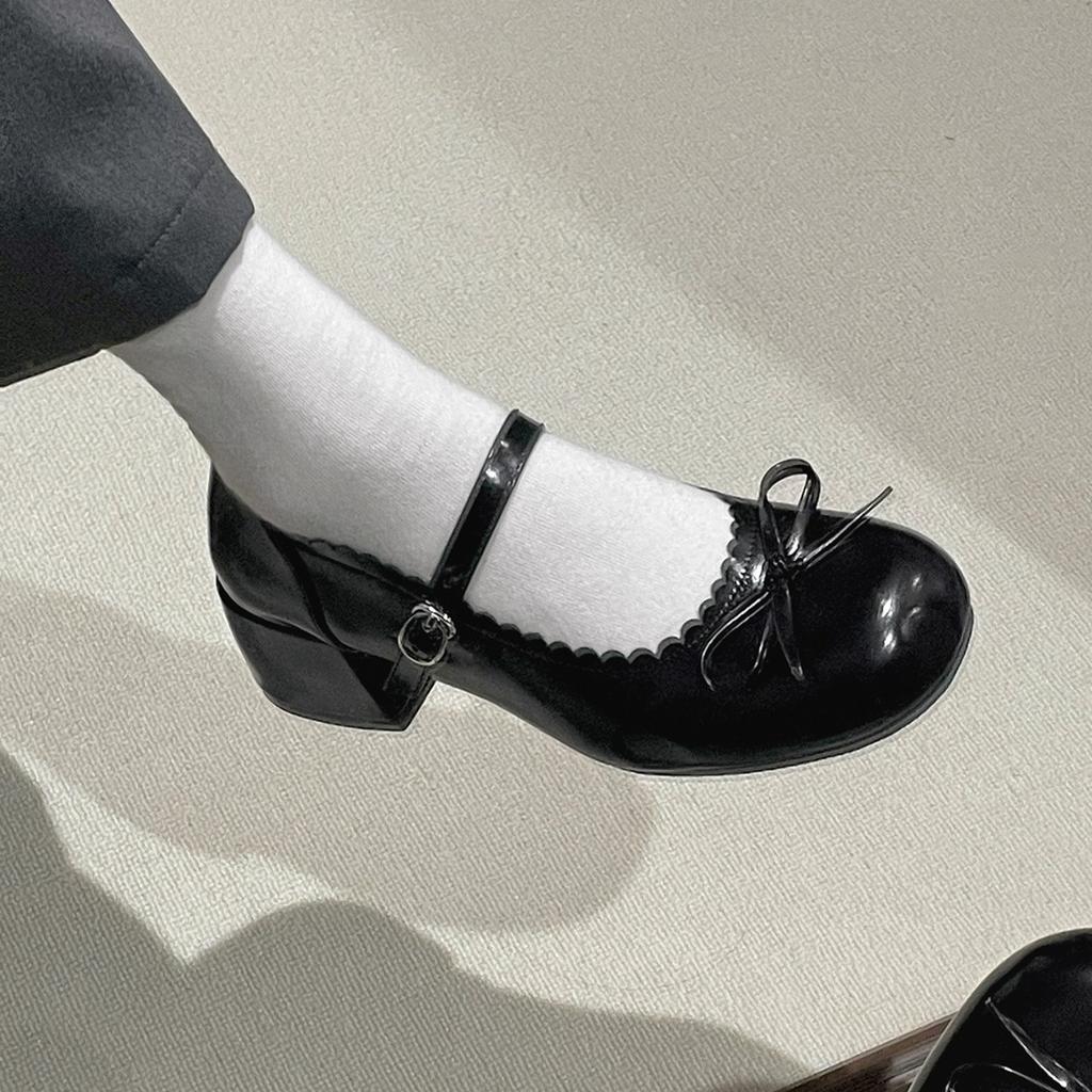 Black French retro thick heel heightening shallow mouth single shoes women's summer 2025 new with skirt versatile Mary Jane shoes