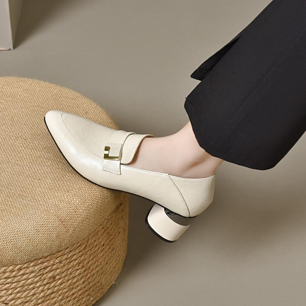 Pointed single shoes women's 2025 spring new British style simple temperament work shoes two kinds of height shallow mouth dress shoes