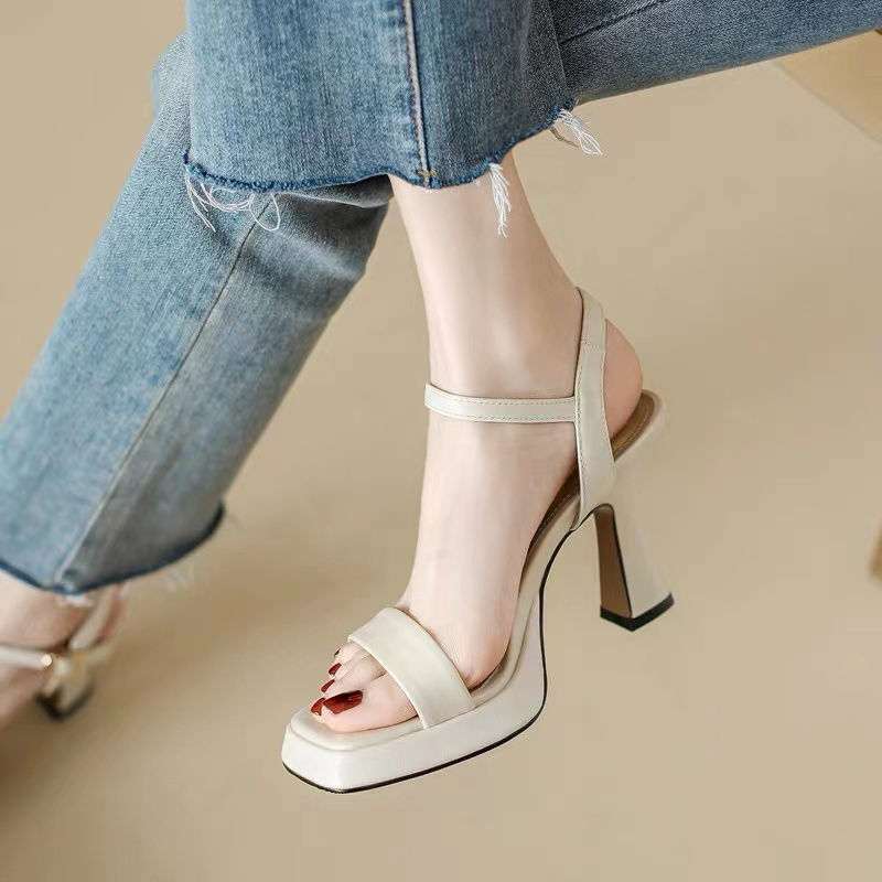 2025 Summer Platform Women's Shoes with One Word Fashion Square Head High Heels Thick Heel Waterproof Table Barbie Pink Sandals 9cm