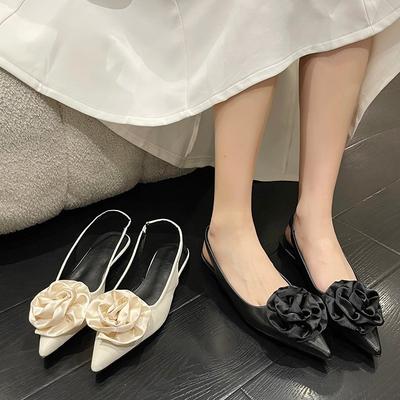 Pointed Flat-soled Single Shoes Women's Spring and Summer New Fashion Temperament Celebrity Sandals