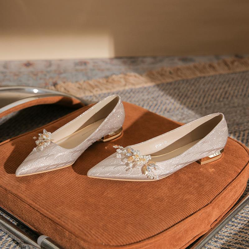 -A Fashionable and Simple Wedding Banquet Pointed Flat-soled Women's Shoes Can Be Dismantled and Dual-purpose Wedding Dress Versatile New Single Shoes