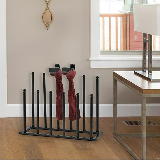 Schwarzes Metall Europäischer Stil Ausziehbarer Stiefelständer