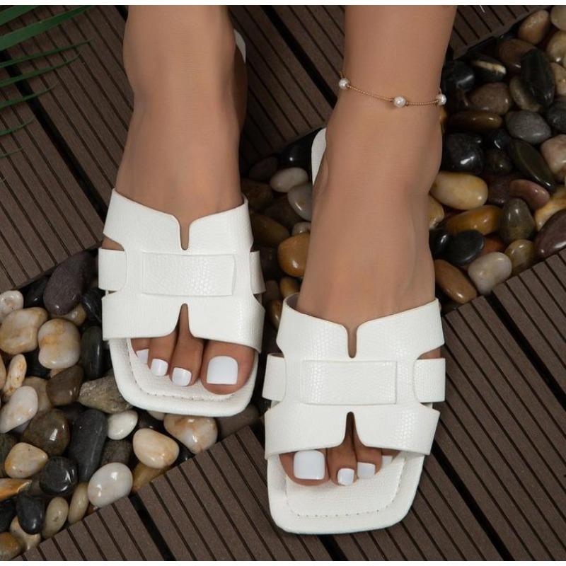 Vasaros šlepetės moterims prabangios lauko paplūdimio šlepetės moteriškos plokščiapadės basutės moteriškos madingo dizaino šlepetės didelis dydis 43