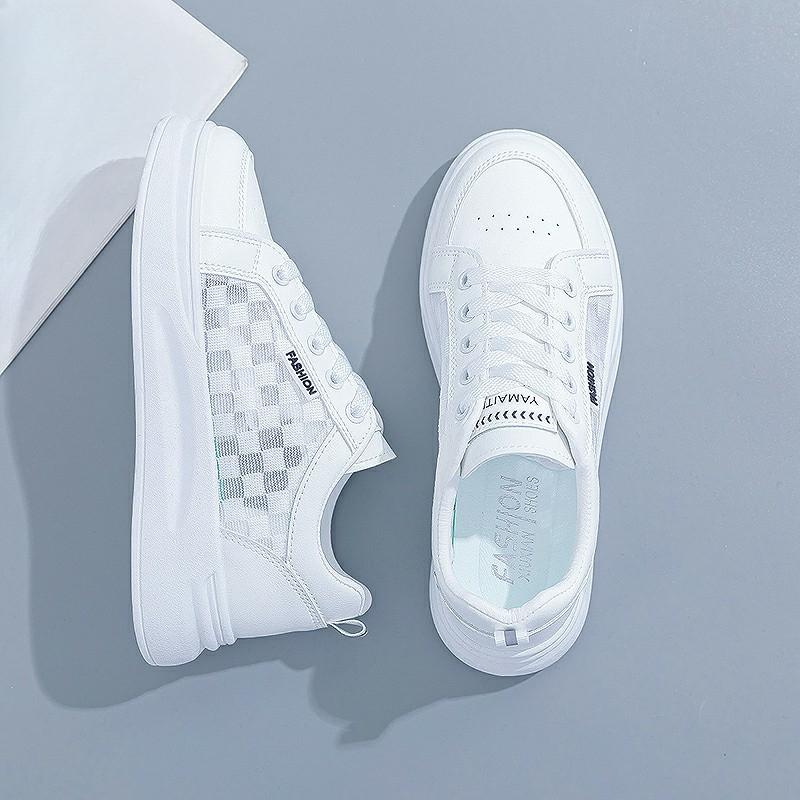 New Women's Breathable and Versatile Casual Thick-soled Sports Board Shoes
