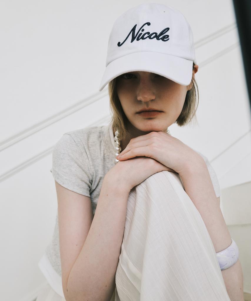 Nigaennikol Nicole Lettering Ball Cap_White Charcoal