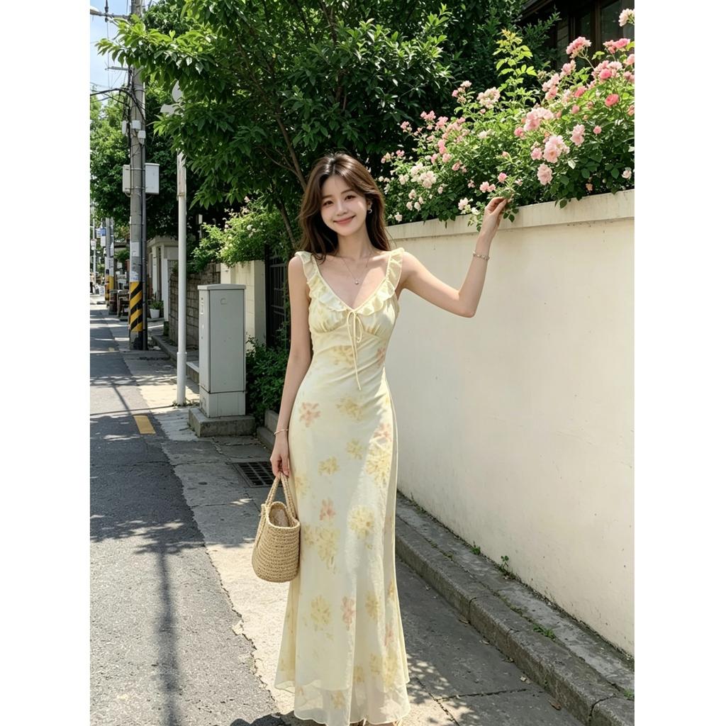French V-neck sleeveless floral dress for women's 2026 summer new high-end waist and thin temperament printed long dress
