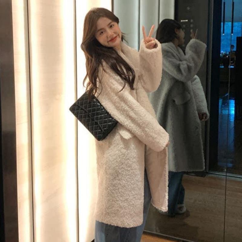 Autumn and Winter New Women's Long Large Lapel Wool Coat