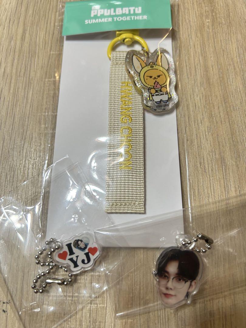 

[USED] Purubatu POPUP Tag Key Ring Hwang Chun and Yeonjun (Bonus Included)