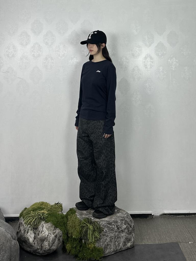 Tansanmageunesyum Carbonated Logo Ball Cap