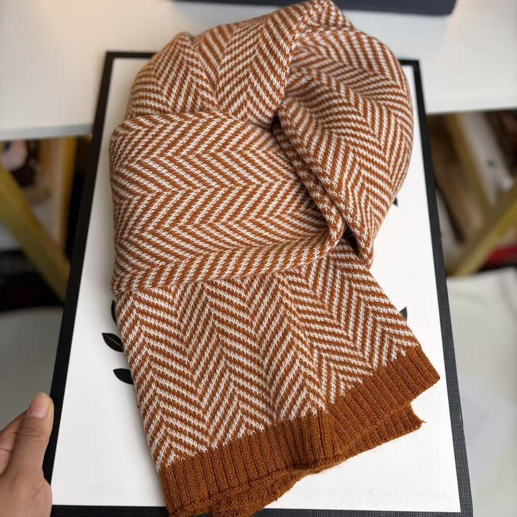 Autumn and winter Japan and Korea comfortable knitted scarf women's versatile herringbone pattern student scarf casual simple warm long scarf