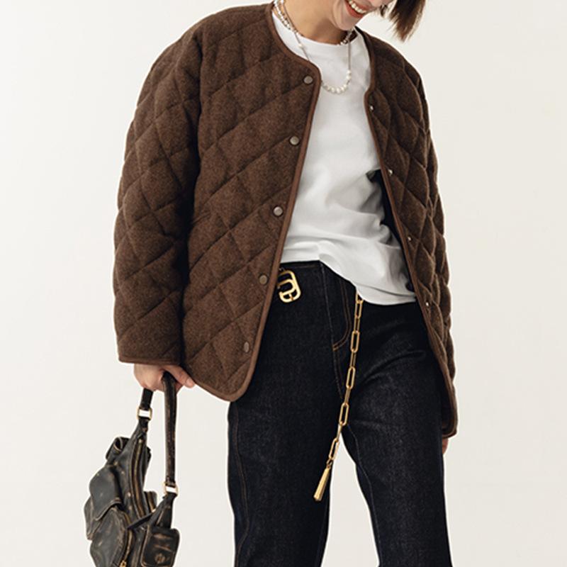 High-end fashionable round neck long-sleeved down jacket women's autumn and winter new rhombus versatile jacket top