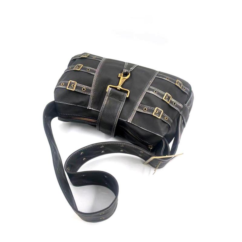 A Fashionable and Casual Motorky-style Large Tote Bag for Women's Keyway Commuting