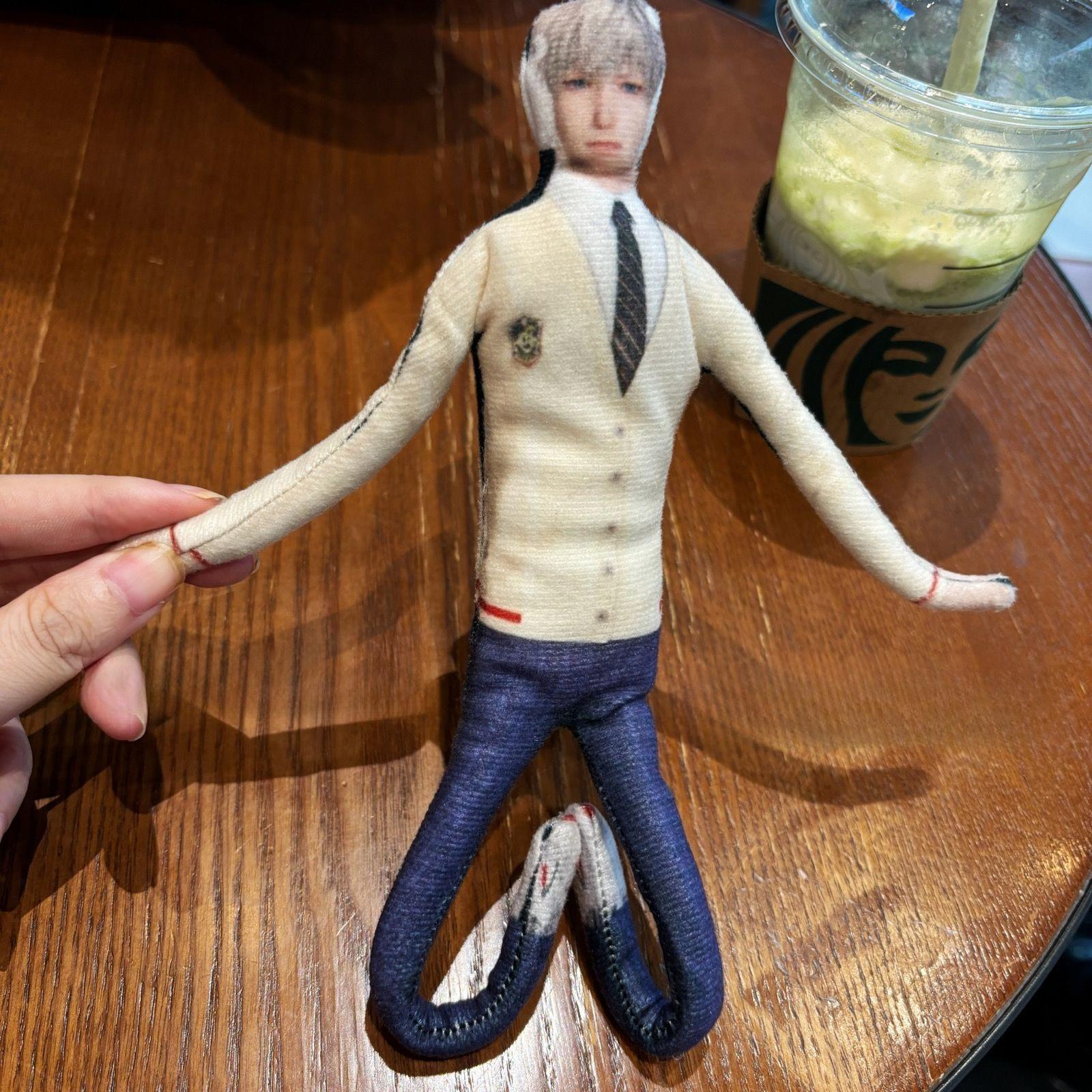 

1 шт. Игра Любовь и Глубокий космос Стилус Рафаэль Зейн Ксавье Калеб Аниме Смешная кукла Случайное расположение действий Фотореквизит Подарок для фанатов 2025