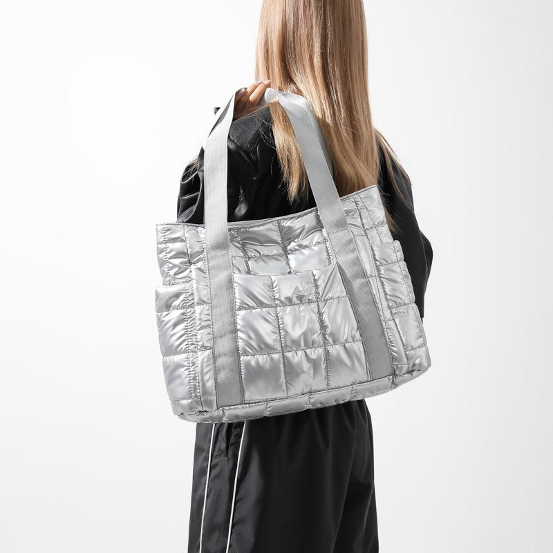 Winter Große Kapazität Damen Handtaschen Vento Marea Space Gepolstert Damen Schultertaschen Schwarz Designer Nylon Baumwolle Warm Tote Uni