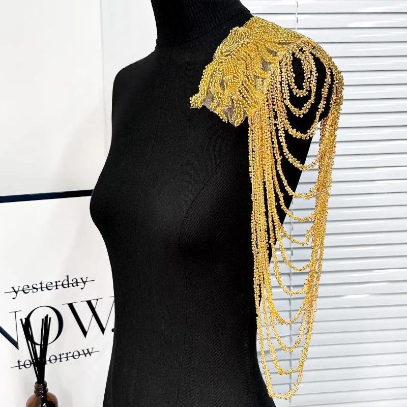 1Pcs Beaded Wedding Dress Shoulder Patches Vintage Heavy Embroidery Tassel Three-Dimensional Crystal Pendant