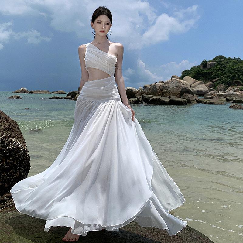 French Red Hollow Slanted Shoulder Sleeveless Dress Women's Summer High Sense Seaside Vacation Temperament Slim Long Skirt