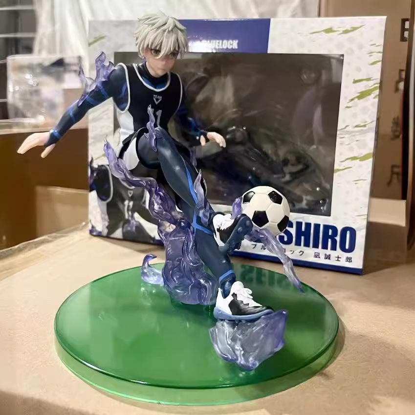 18CM Anime BLUE LOCK Nagi Seishiro Figure Football Style Special Effects Parts Model Toy Perfect Gift Collection Aciton Figure PVC