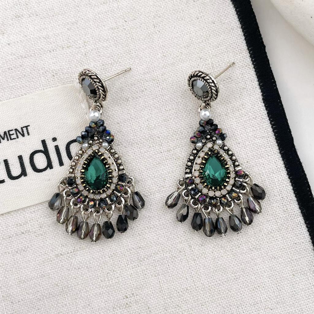 Ethnic Style Retro Czech Diamond Crystal Fringed Earrings Femininity Personality Silver Needle Earrings Niche High-end Earrings