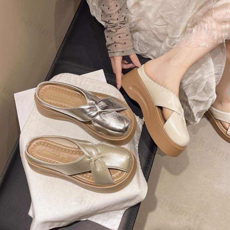 Fashion 2025 Summer Women's Thick Soled Hollow Fashion Casual Slippers Comfortable Height Increasing Open Toes Breathable Beach Sandals