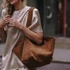 Yogodlns Nová semišová taška přes rameno pro ženy Shopper Velkokapacitní kabelka Módní ležérní Všestranná crossbody taška pro ženy